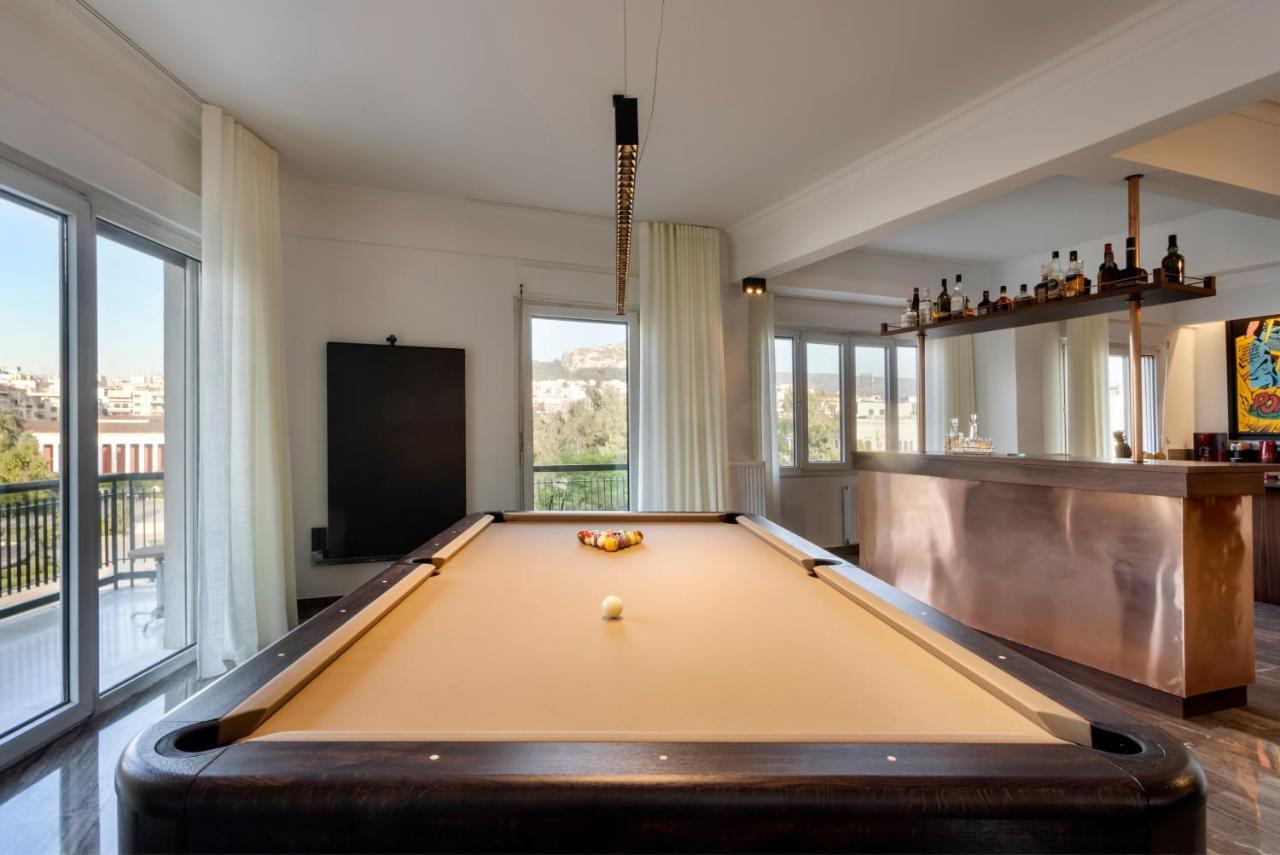 A Truly Wow Experience For Every Guest. The Place Athena Bagian luar foto