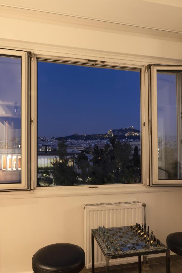 A Truly Wow Experience For Every Guest. The Place Athena Bagian luar foto